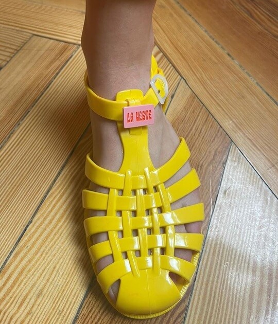 Rubber sandals for the beach