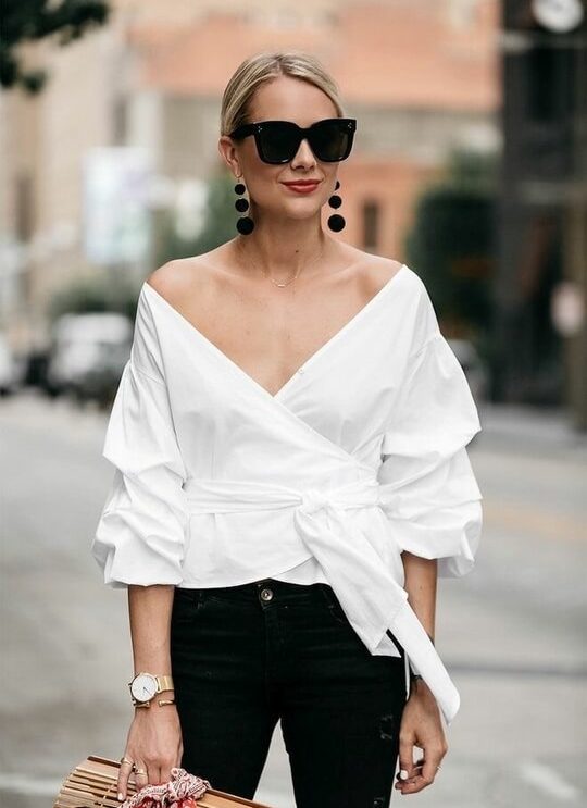 Hide the belly and flanks with accents