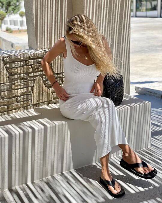 Trendy flip-flops for the beach