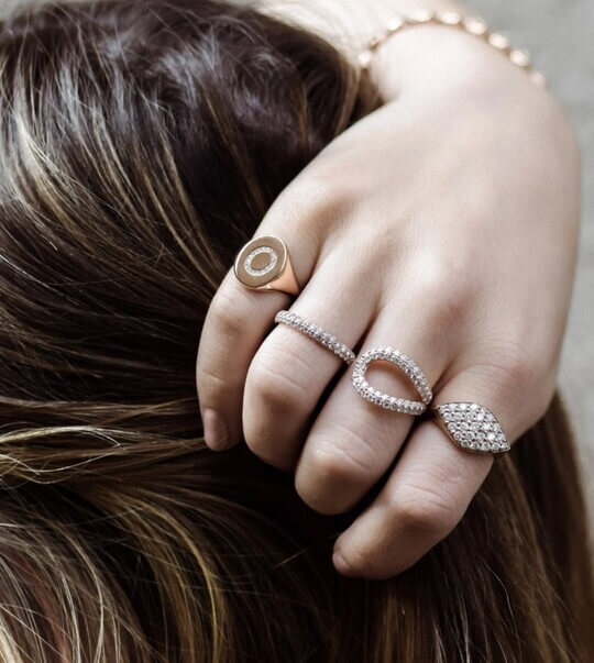 Signet ring