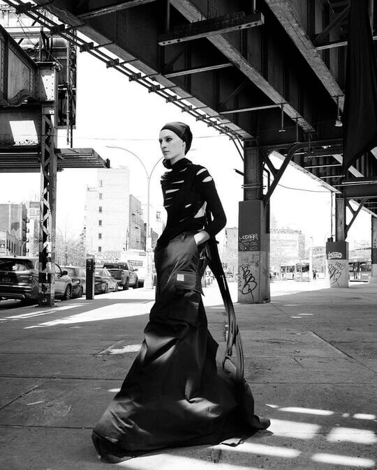 Characteristic features of Marc Jacobs clothing