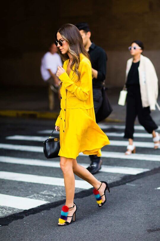 What shoes are appropriate for a theatrical romantic