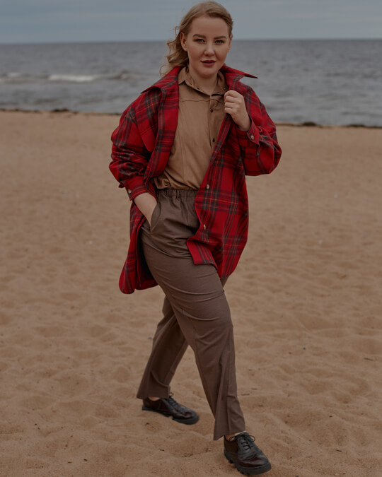 Shirt jacket for plump girls