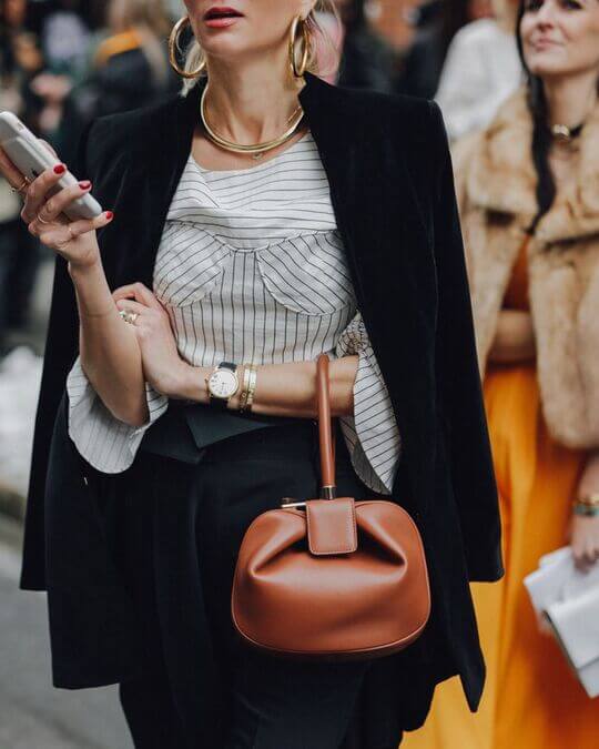 What bags suit the pure romantic best
