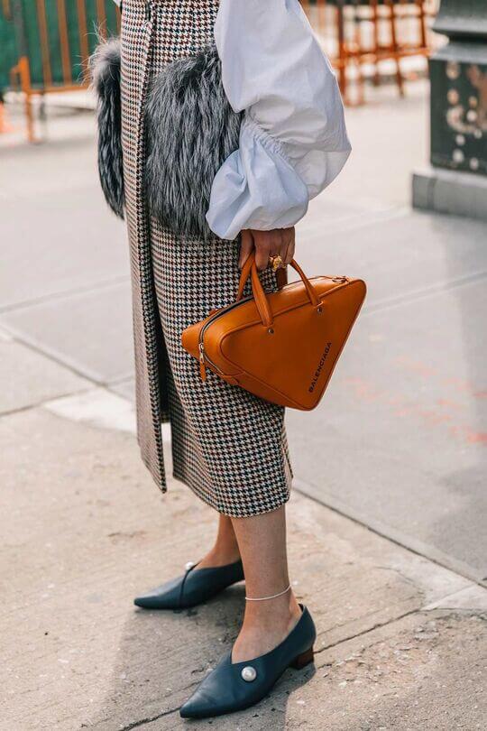 Bag for the type of appearance flamboyant gamine
