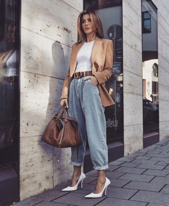 A basic wardrobe unique for every woman