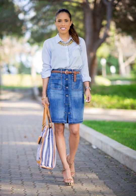 Denim skirt with brown belt