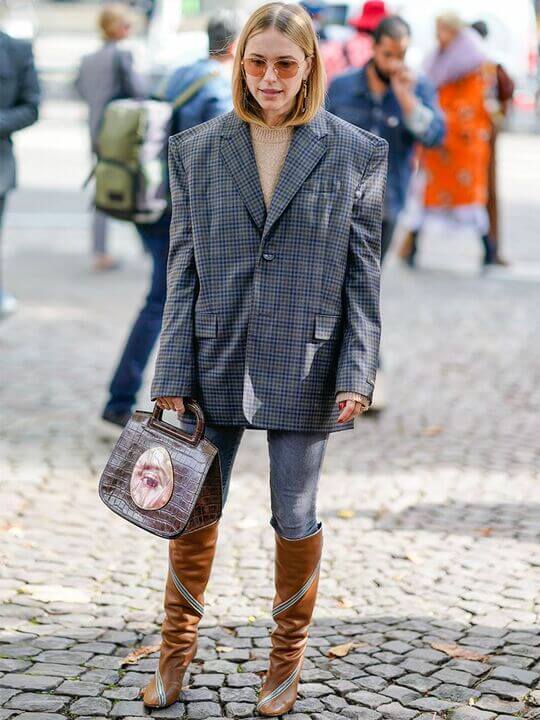 What not to wear with an hourglass figure