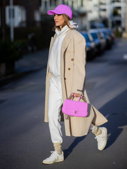Joggers with hoodie and colorful bag