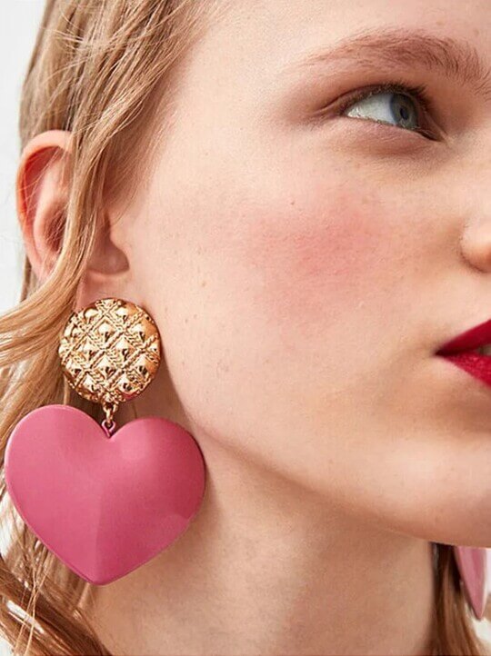 What styles of jewelry there are