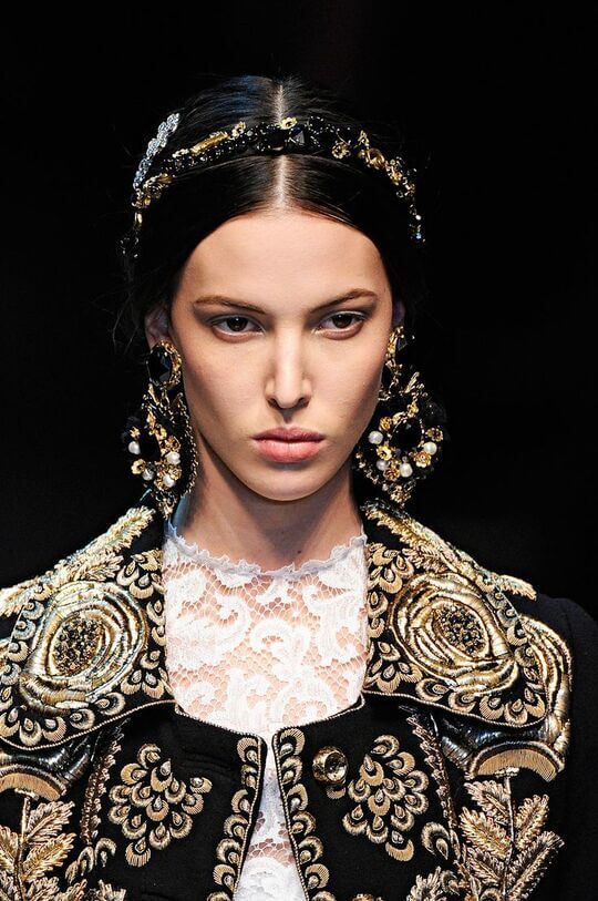 Earrings and headband - baroque style