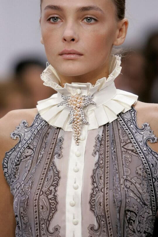 What styles of jewelry there are