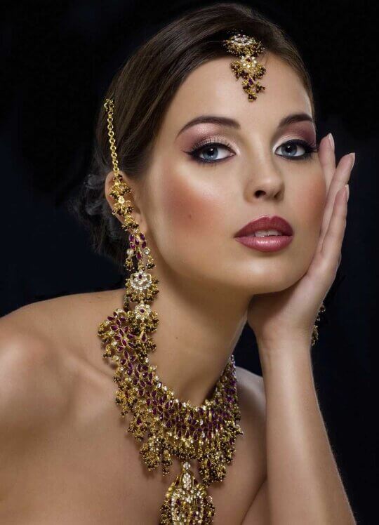 What styles of jewelry there are
